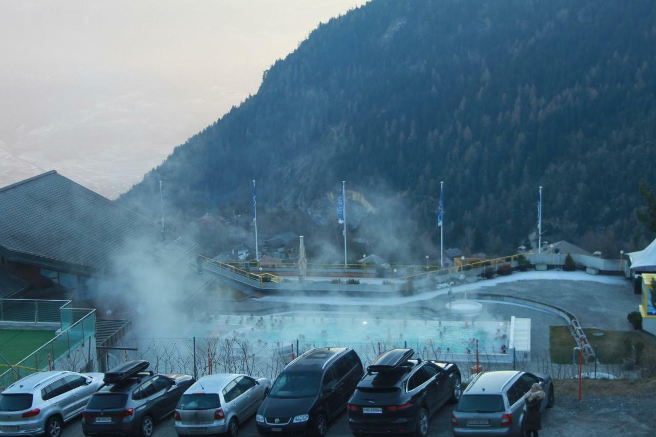 Appartement Dans Le Centre Thermal Les Sources Ovronnaz Bagian luar foto